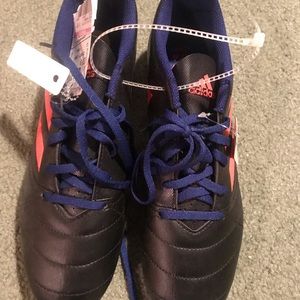 Adidas Women’s soccer cleats Sz 9